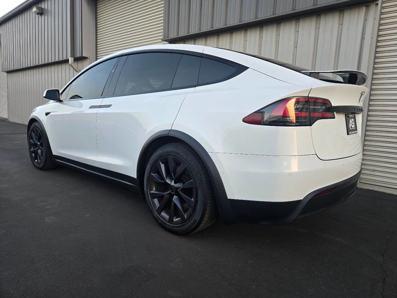 Used 2022 Tesla Model X Base AWD 4dr SUV image 5