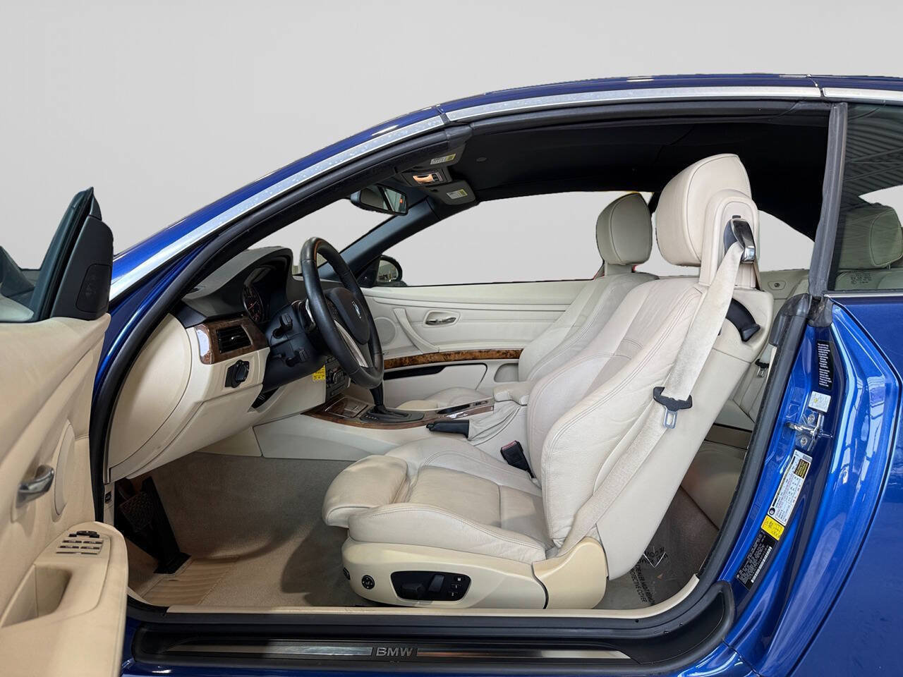 Used 2008 BMW 335i Convertible RWD image 10