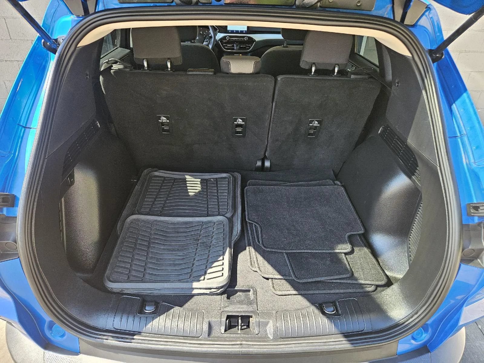 Used 2020 Ford Escape SE AWD/4WD image 17