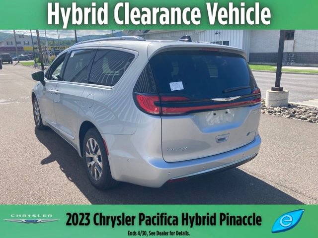 New 2023 Chrysler Pacifica Pinnacle FWD image 4