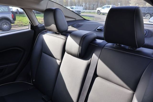 Used 2011 Ford Fiesta SEL w/ 301A Rapid Spec Order Code image 7