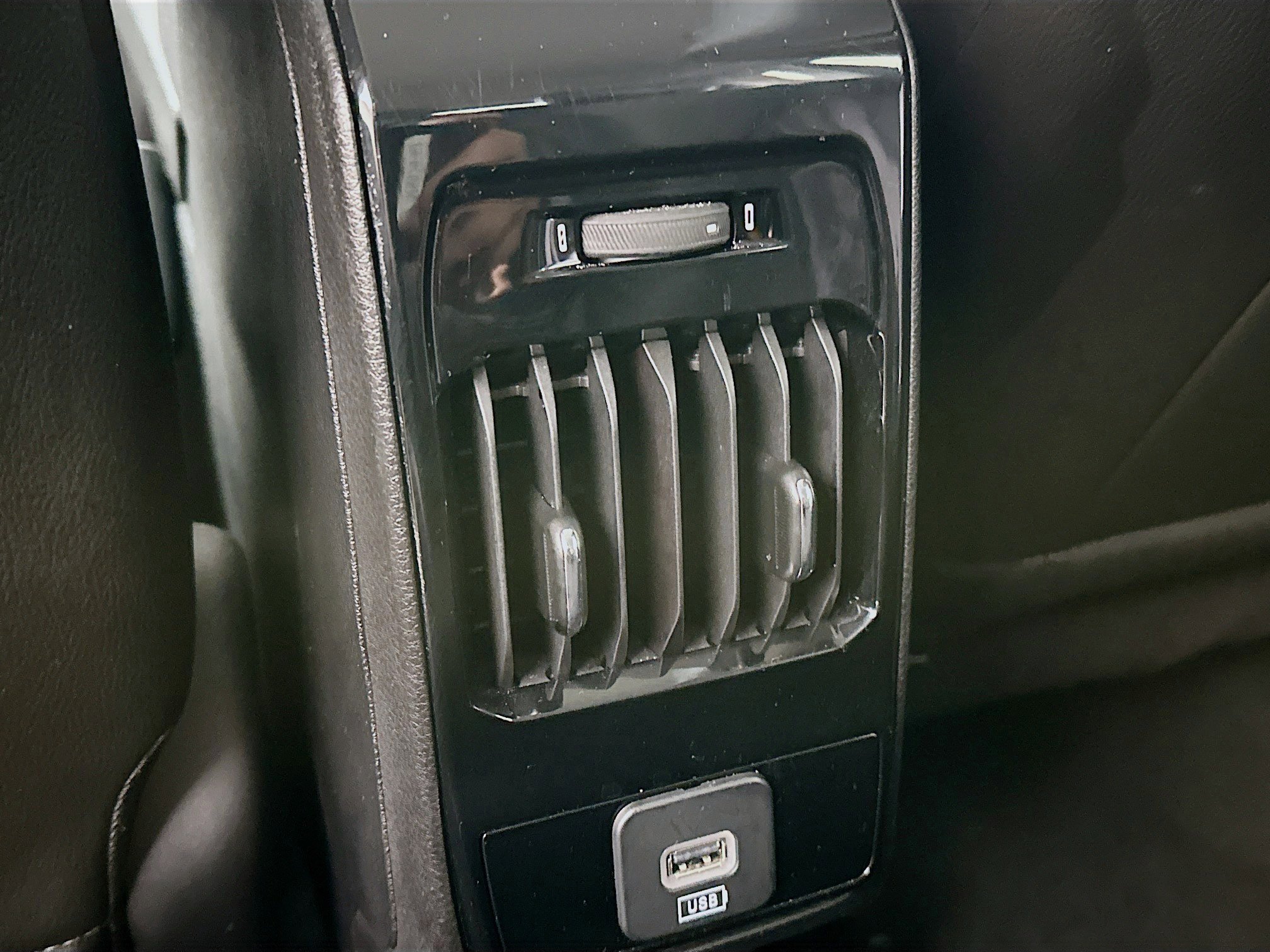 Used 2022 Jeep Compass Latitude AWD/4WD image 25