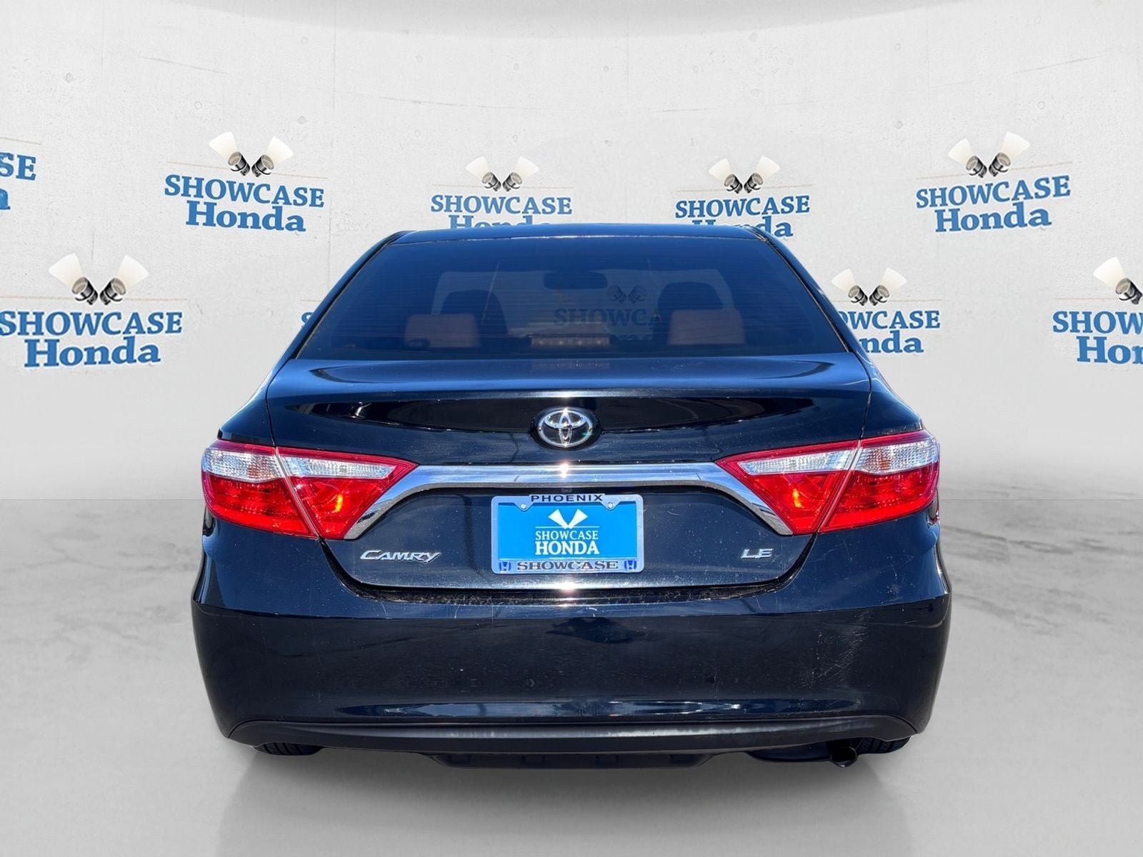 Used 2017 Toyota Camry LE FWD image 7