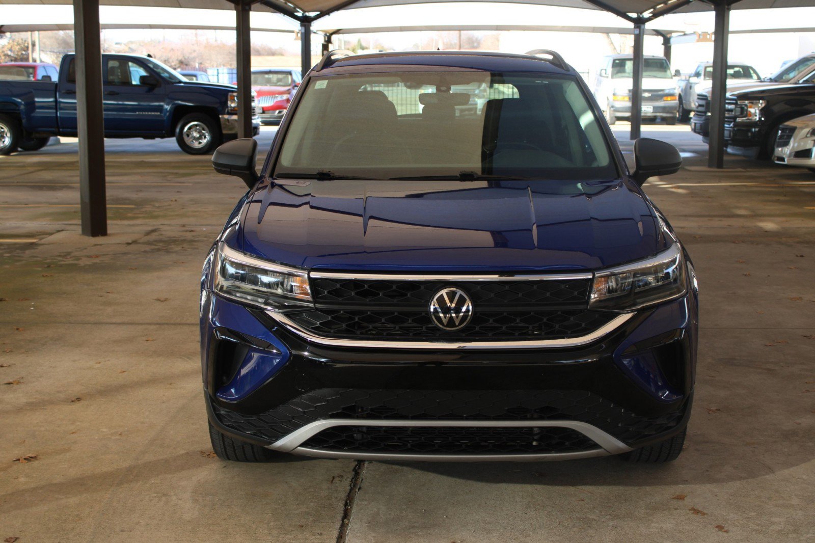 Used 2023 Volkswagen Taos S image 2