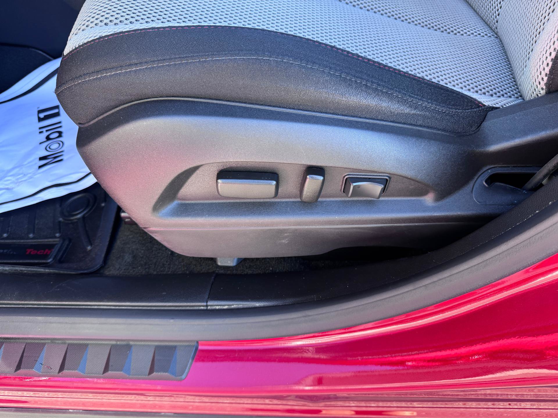 Used 2014 Chevrolet Equinox LT w/ Driver Convenience Package AWD/4WD image 12