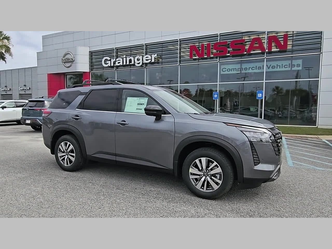 New 2026 Nissan Pathfinder SL FWD image 37