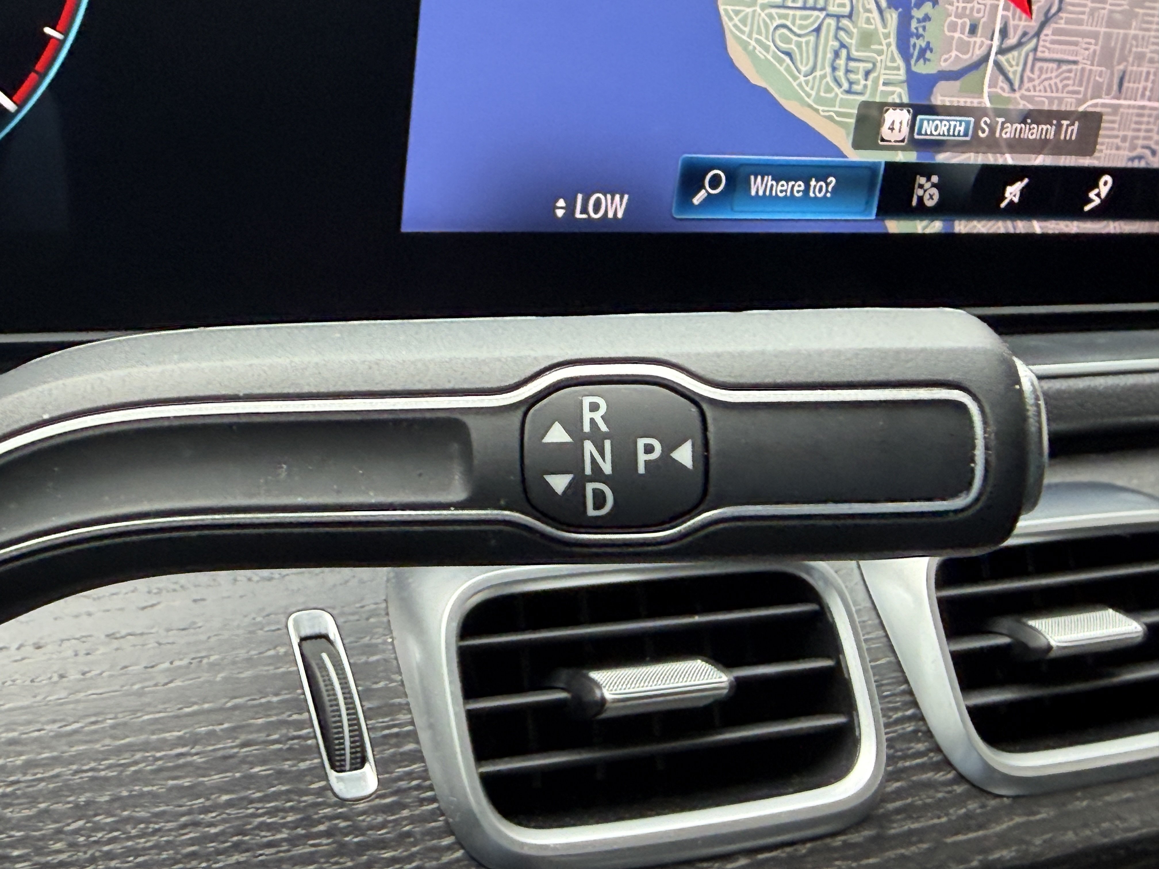 Used 2023 Mercedes-Benz GLE 350 4MATIC image 29