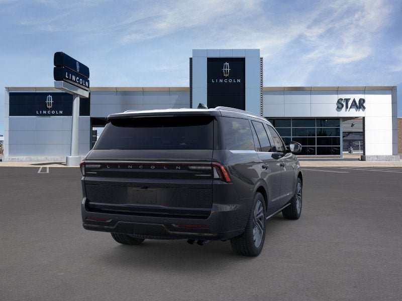 New 2026 Lincoln Navigator Reserve AWD/4WD image 8