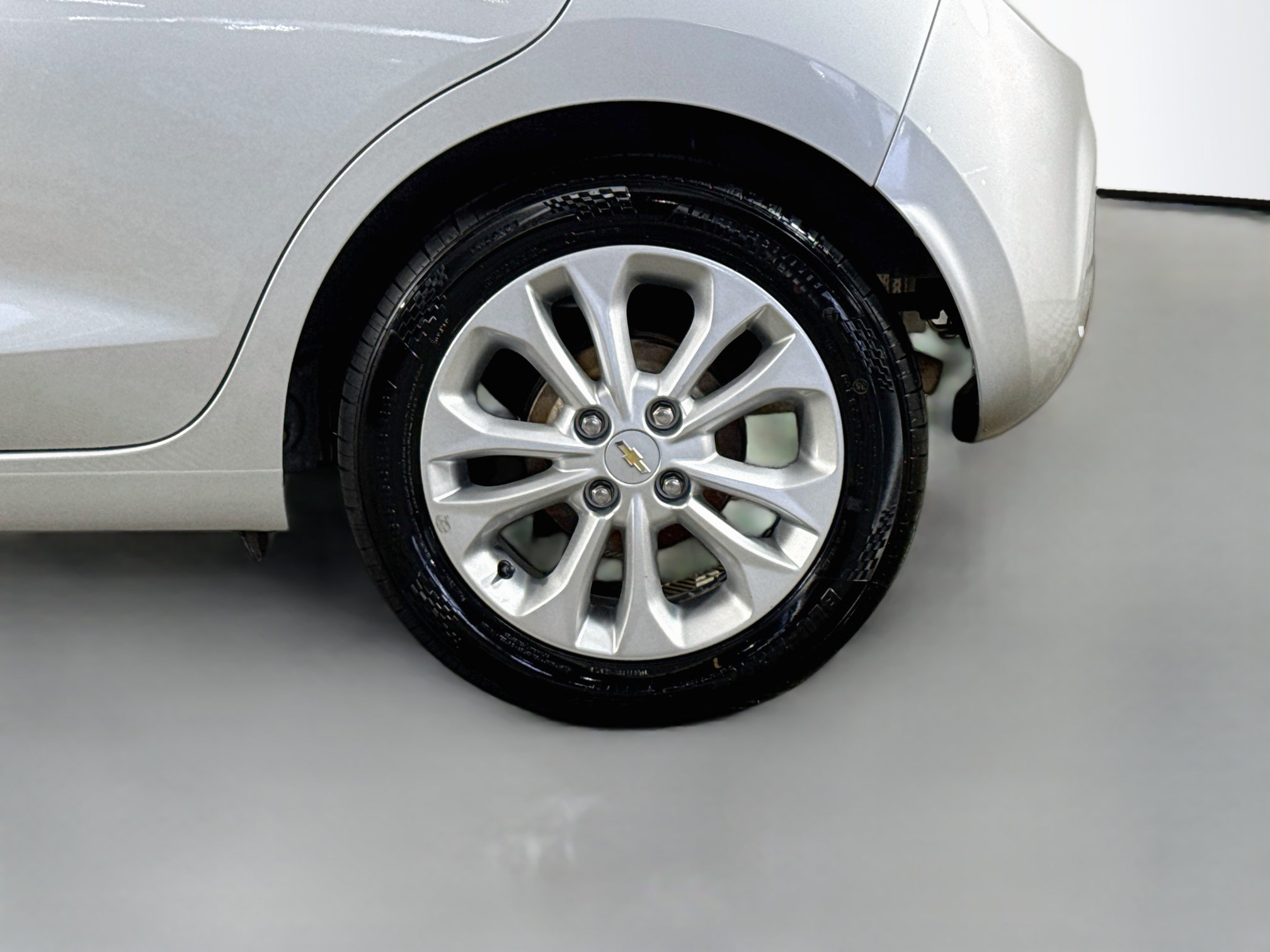Used 2021 Chevrolet Spark LT FWD image 37