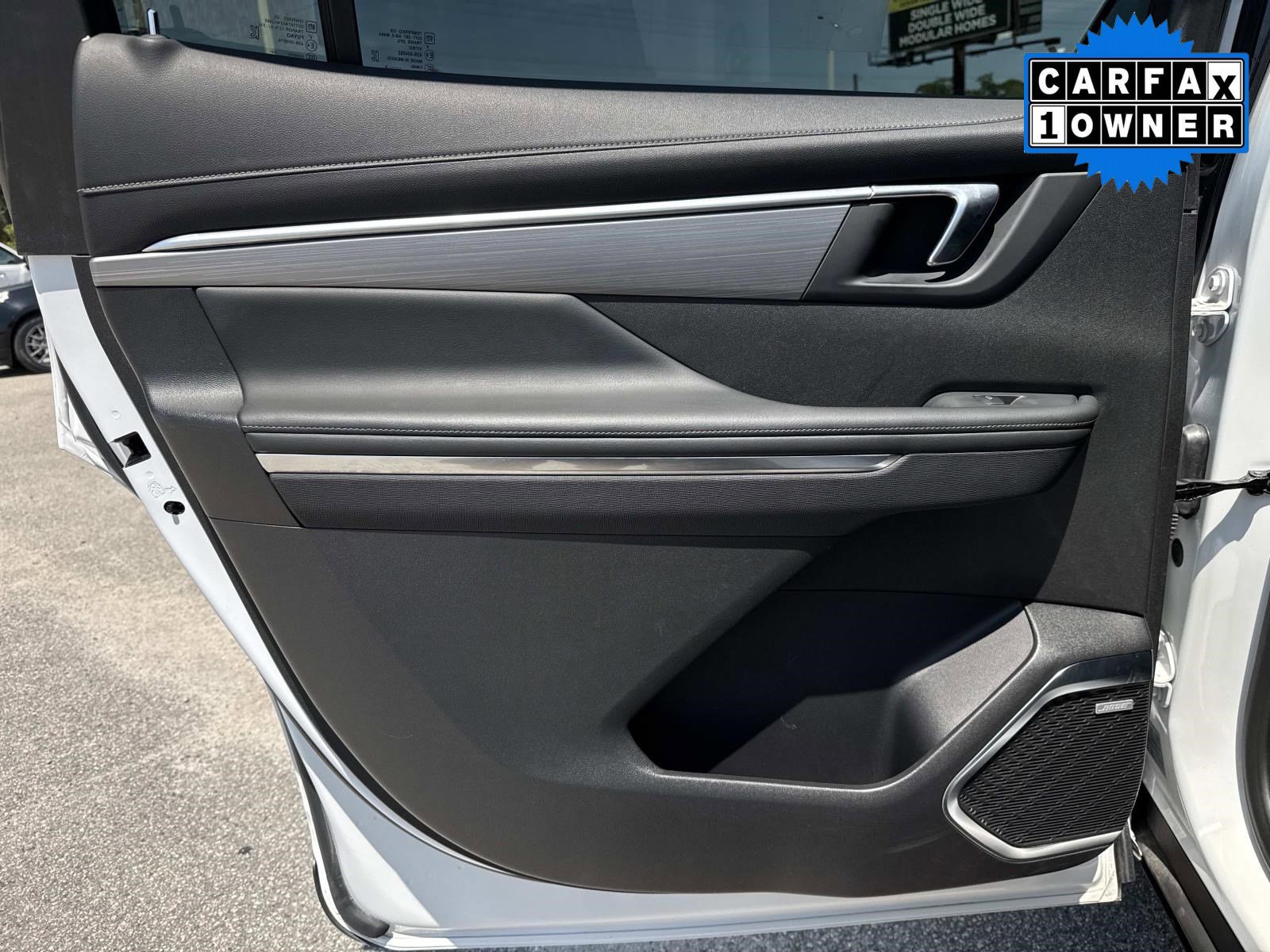 Used 2025 Buick Enclave Preferred FWD image 13
