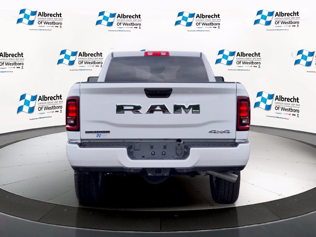 New 2026 RAM 2500 Big Horn AWD/4WD image 4