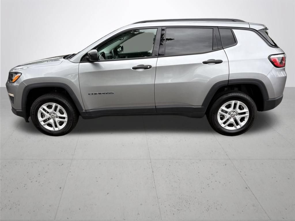 Used 2017 Jeep Compass Sport w/ Tech Group AWD/4WD image 8