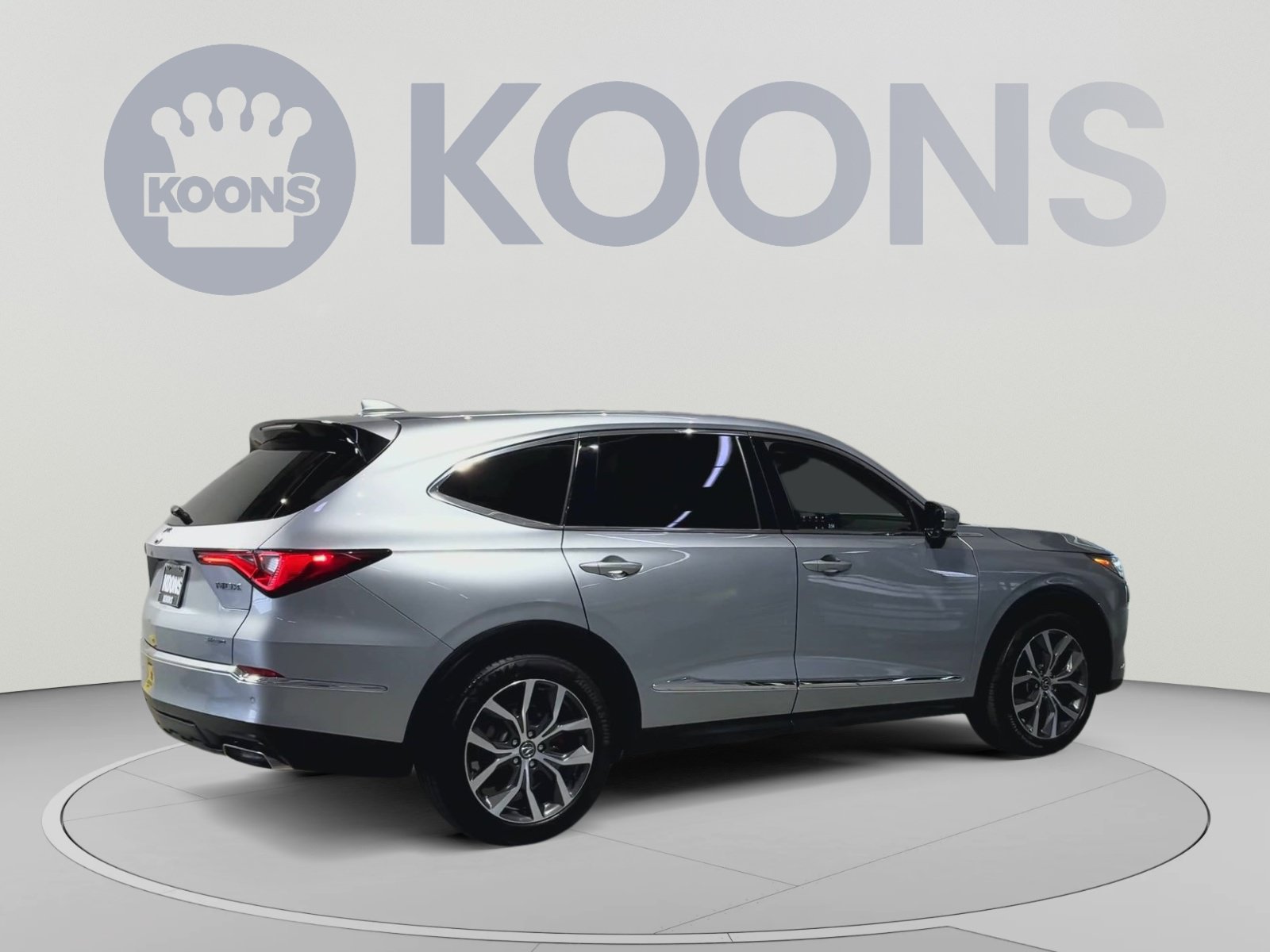 Used 2024 Acura MDX w/ Technology Package AWD/4WD image 2