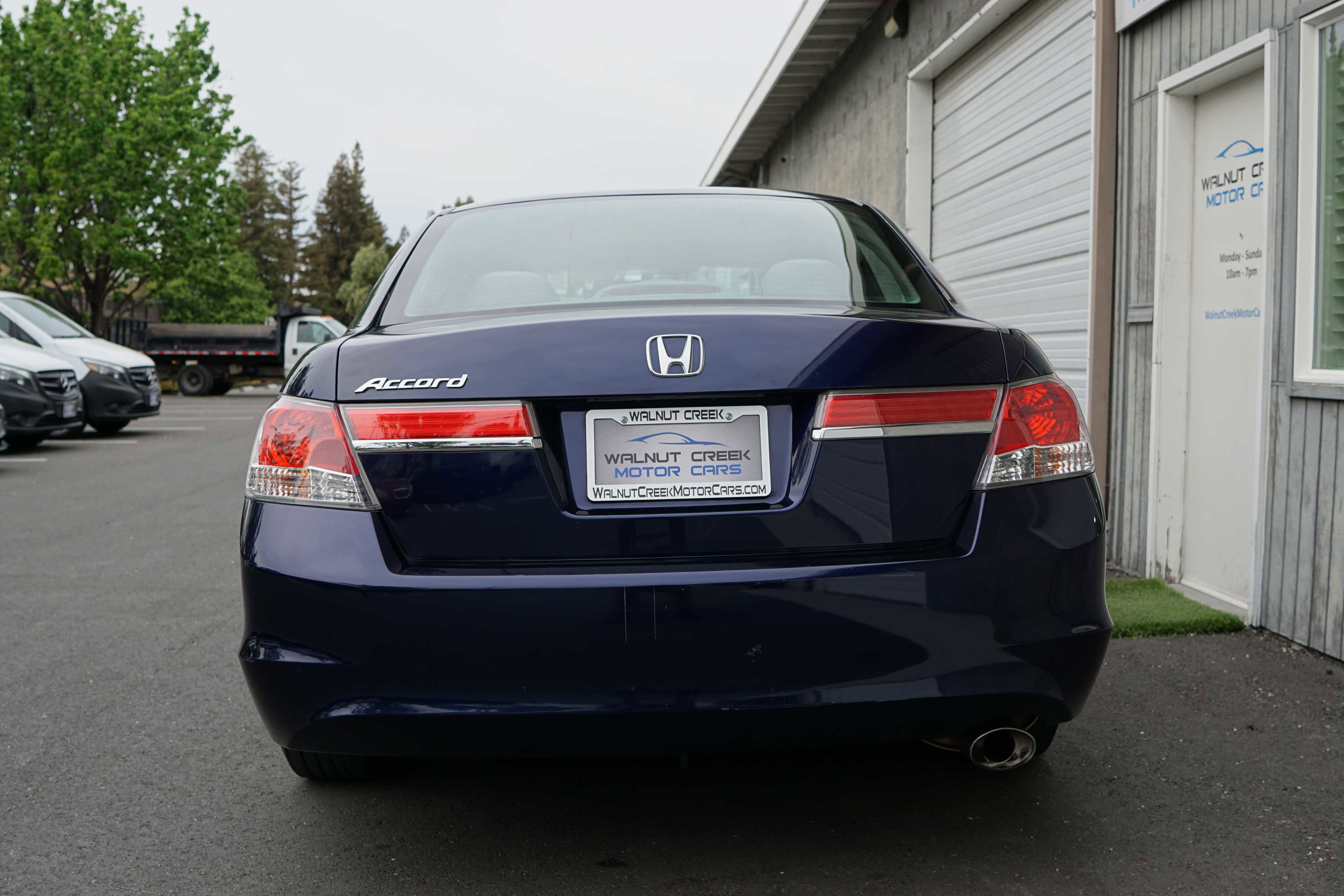 Used 2011 Honda Accord LX image 14