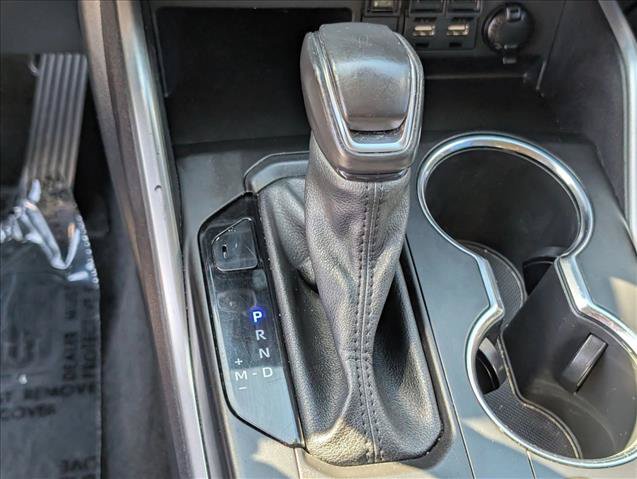 Used 2021 Toyota Highlander XLE FWD image 12