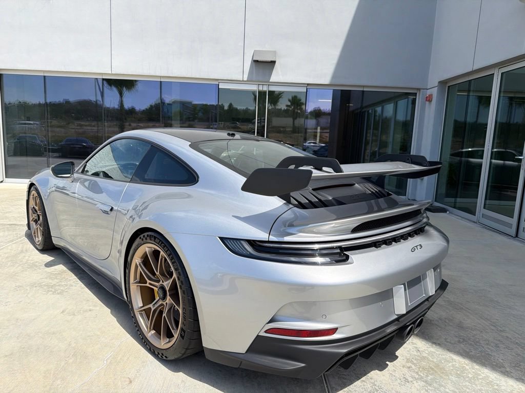 Used 2023 Porsche 911 GT3 RWD image 6