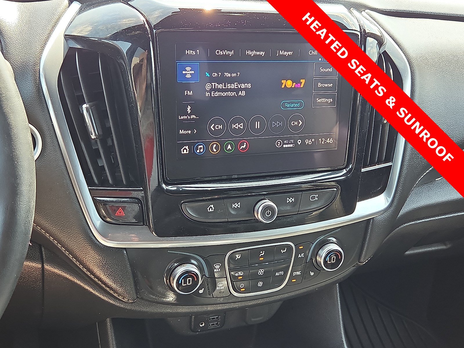 Used 2023 Chevrolet Traverse LT w/ LT Premium Package FWD image 18