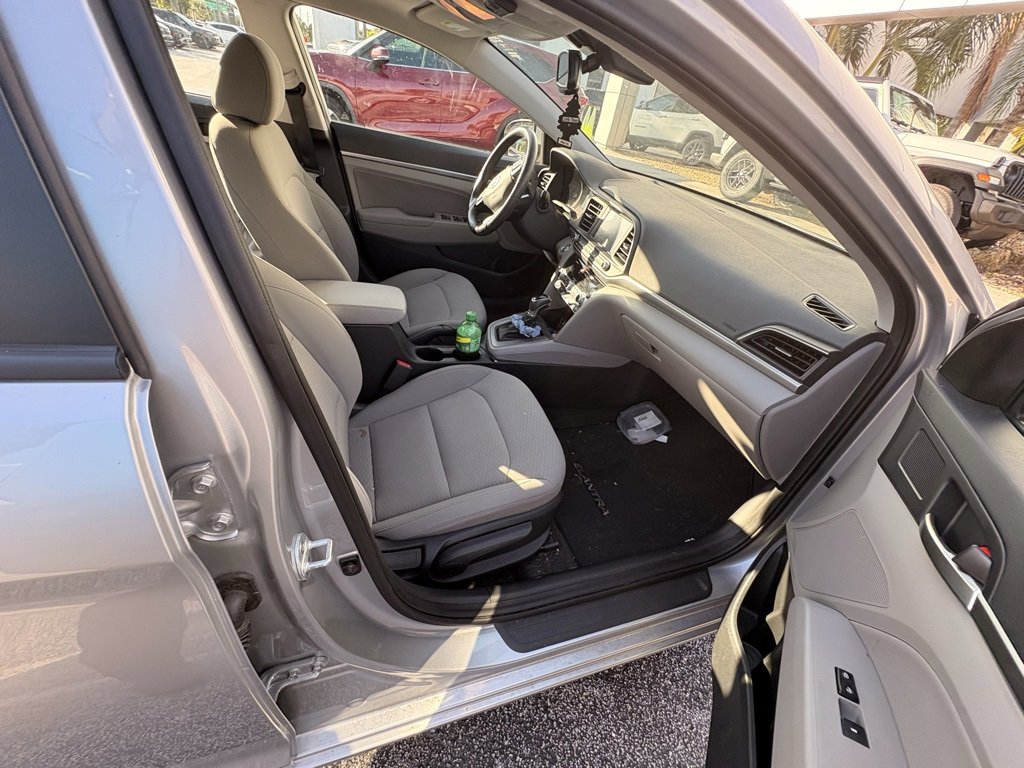 Used 2020 Hyundai Elantra Value Edition image 9