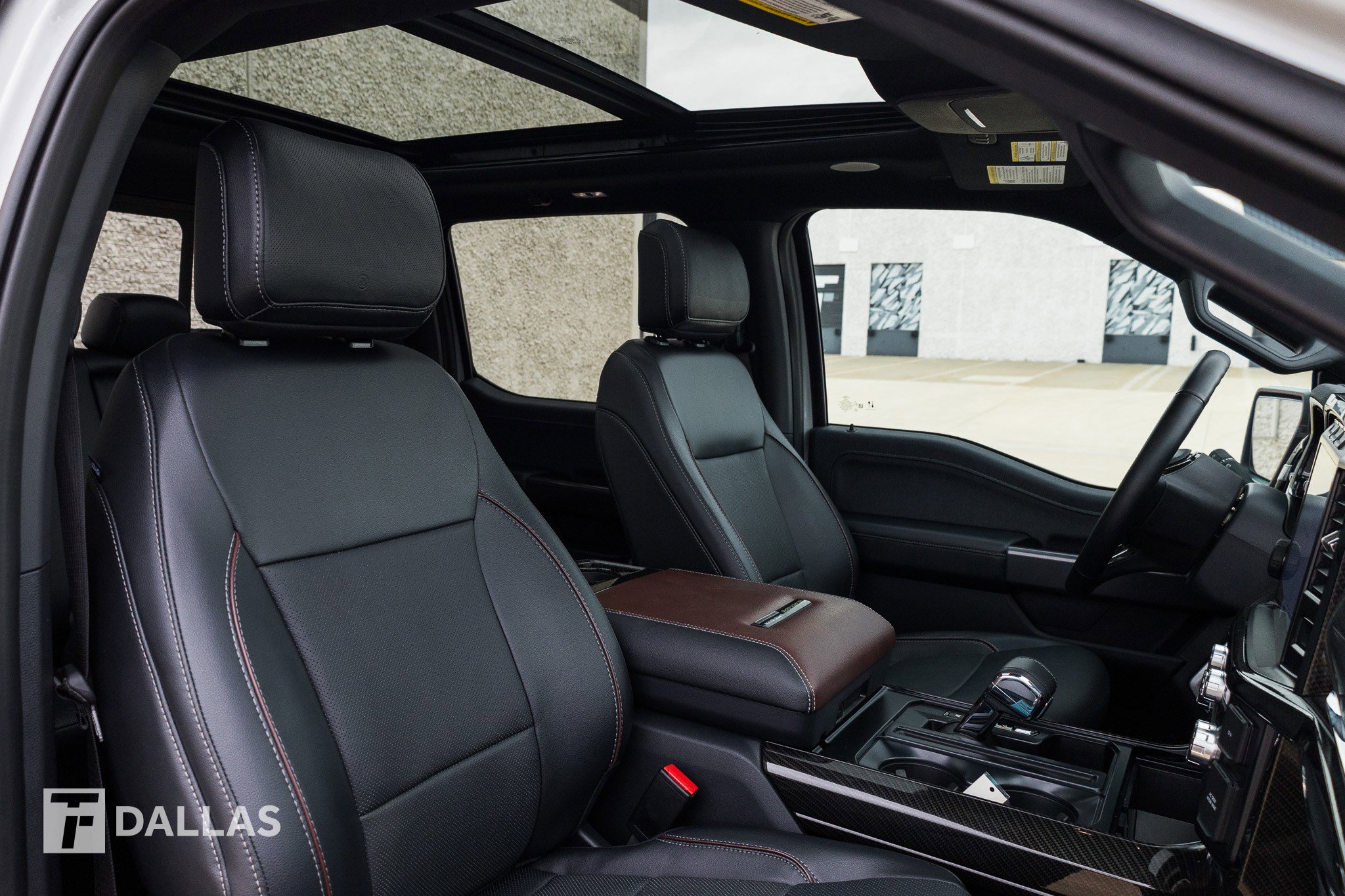 Used 2023 Ford F150 Lariat w/ Equipment Group 502A High image 41