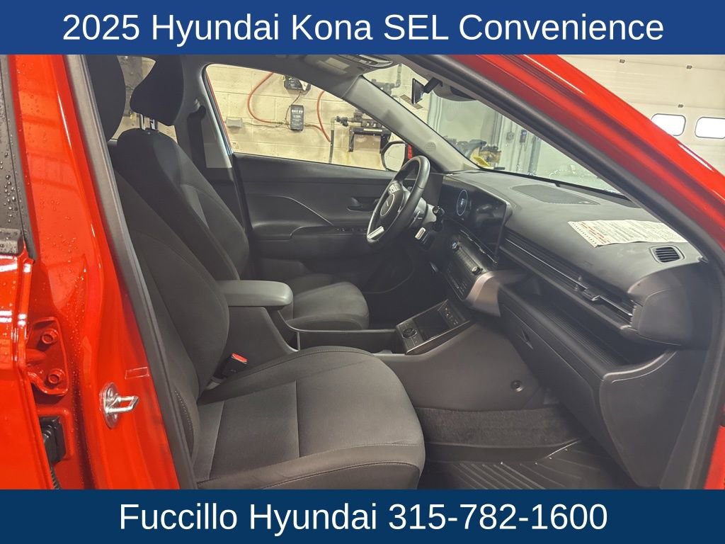 Certified 2025 Hyundai Kona SEL image 11