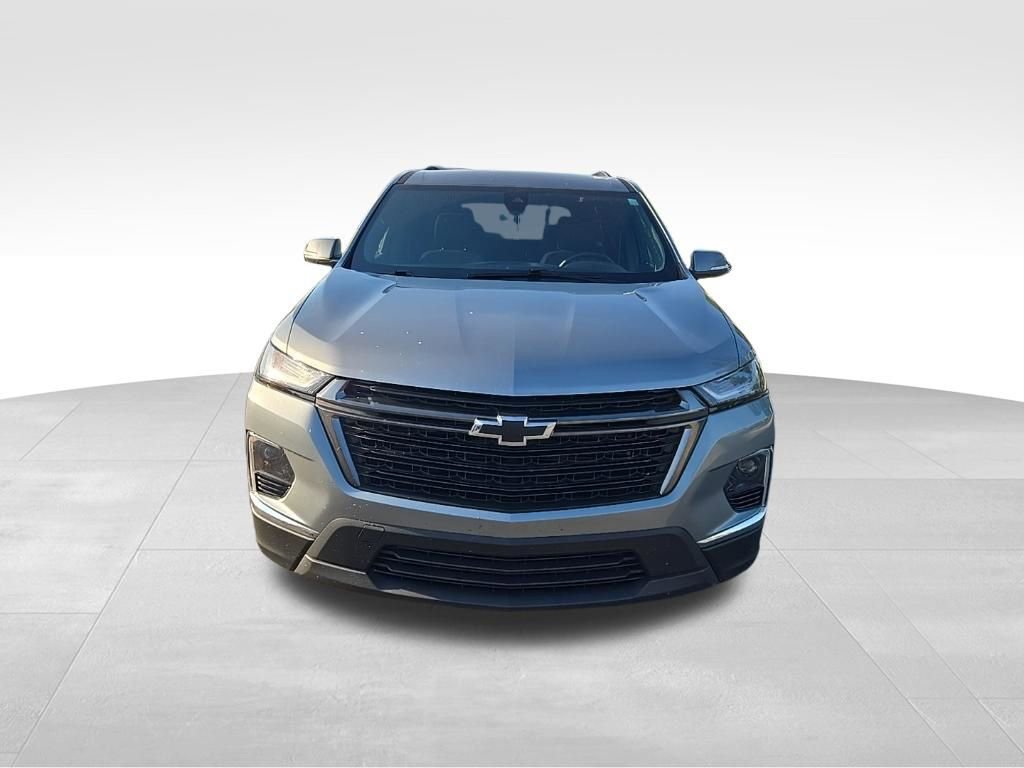 Used 2023 Chevrolet Traverse LT w/ Midnight/Sport Edition AWD/4WD image 9