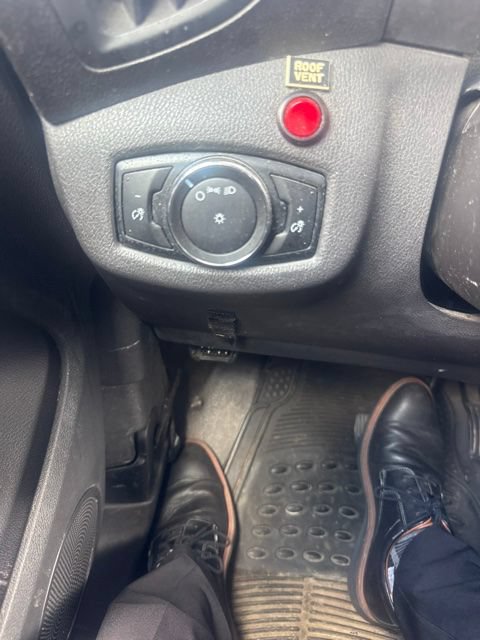 Used 2017 Ford Transit Connect XL FWD image 25
