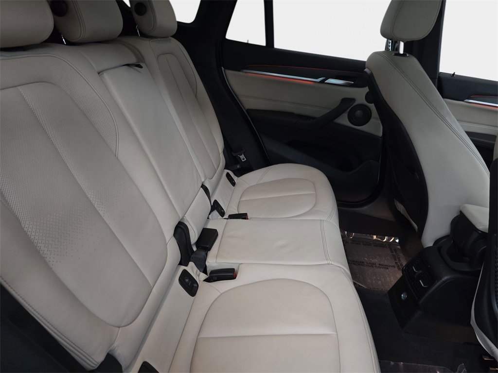 Used 2017 BMW X1 xDrive28i image 13