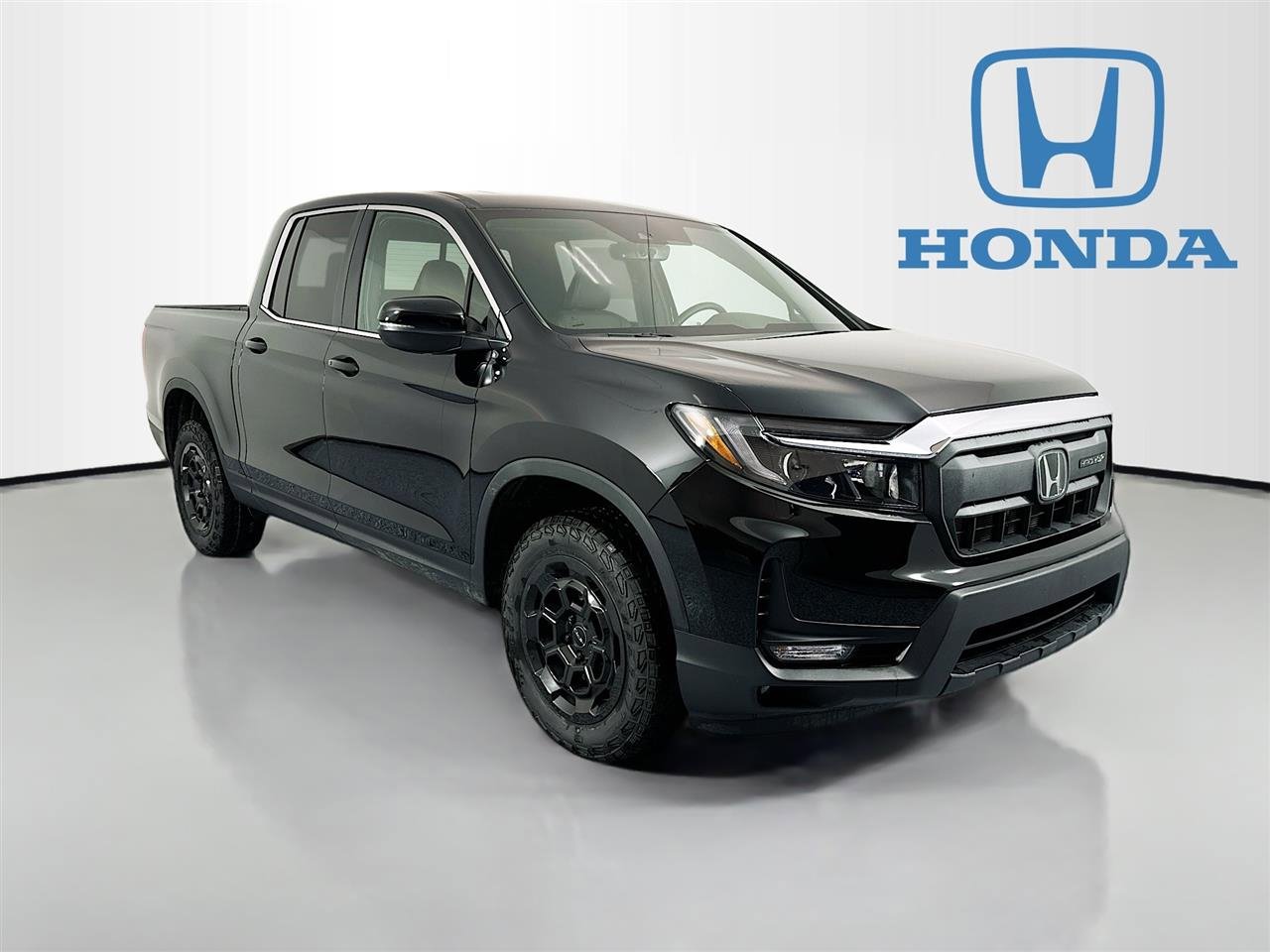 New 2025 Honda Ridgeline RTL+ image 3
