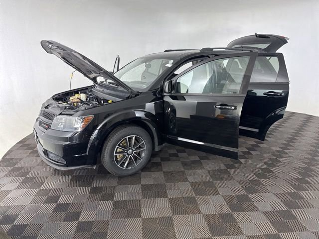 Used 2017 Dodge Journey SE w/ Flexible Seating Group FWD image 8