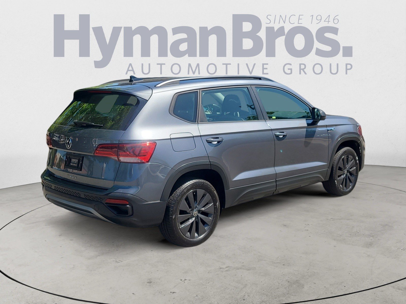 Used 2023 Volkswagen Taos S w/ Driver Assistance Package FWD image 3