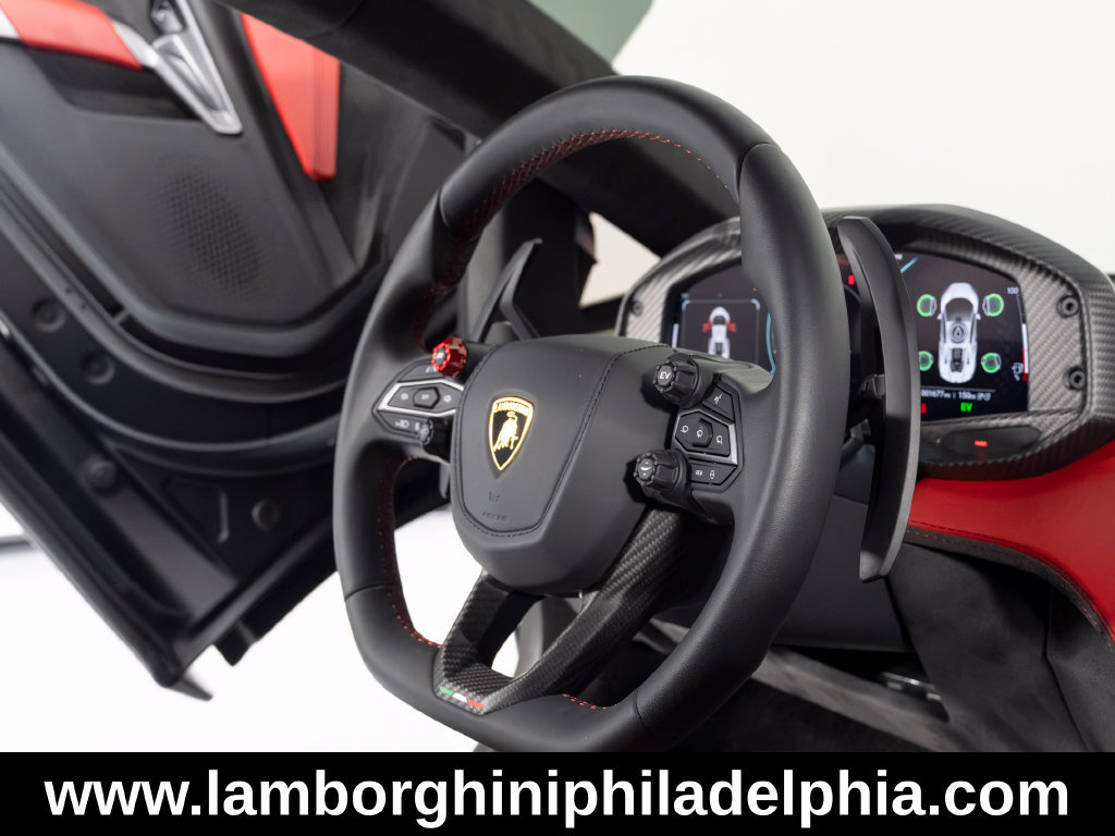 Used 2024 Lamborghini Revuelto AWD/4WD image 35