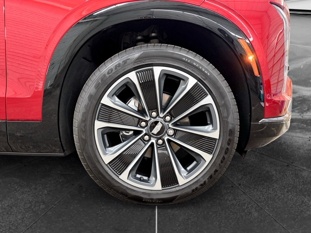 Used 2026 Cadillac Vistiq Sport AWD/4WD image 36
