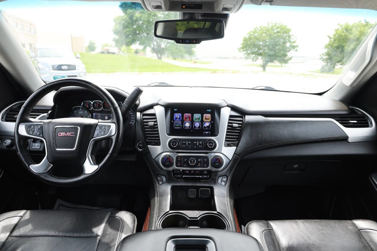 Used 2018 GMC Yukon XL SLT w/ Premium Edition image 14