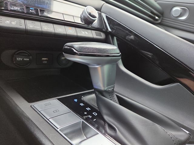 Certified 2022 Hyundai Elantra Limited FWD image 15
