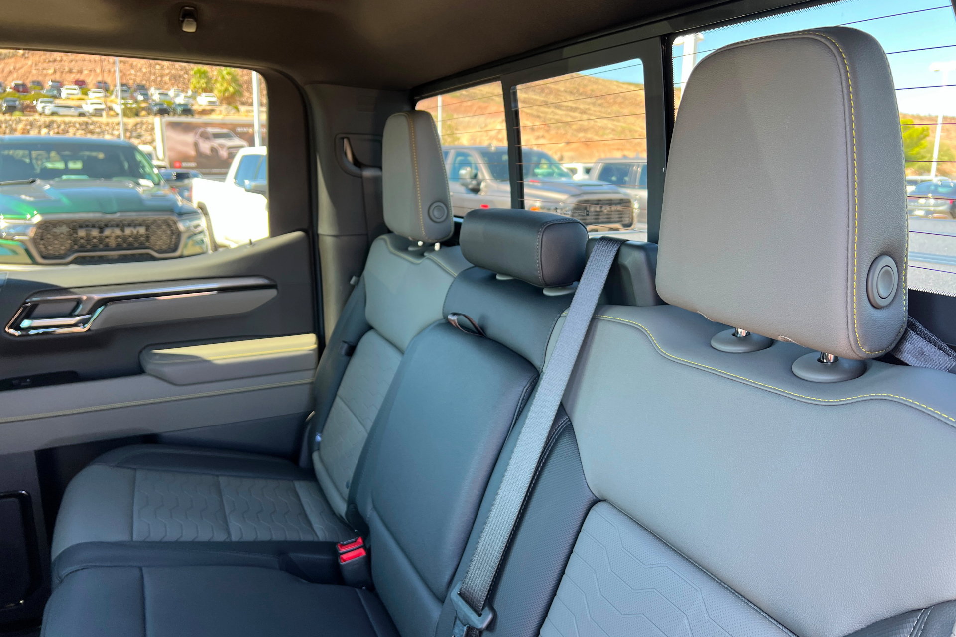Used 2026 Chevrolet Silverado 1500 ZR2 AWD/4WD image 21