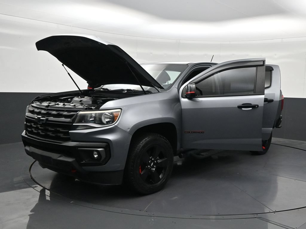 Used 2021 Chevrolet Colorado LT w/ Redline Special Edition RWD image 32