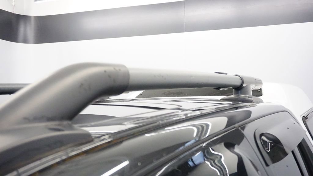 Used 2012 Nissan Frontier SL w/ Moonroof Pkg image 12