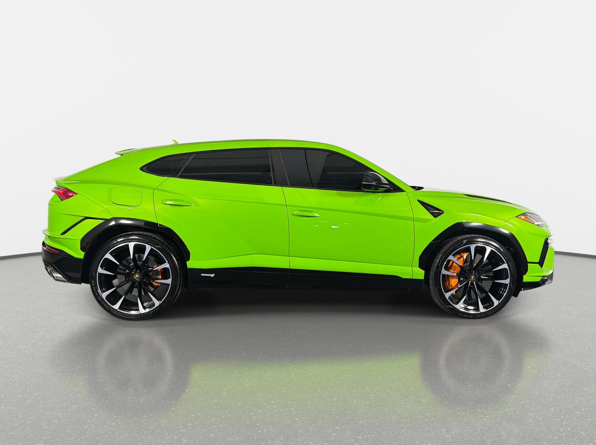 Used 2023 Lamborghini Urus S AWD/4WD image 2