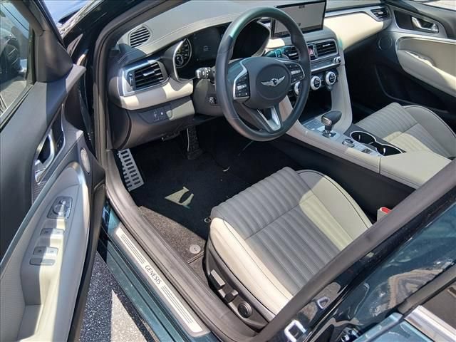 Used 2023 Genesis G70 2.0T w/ Sport Prestige Package RWD image 9