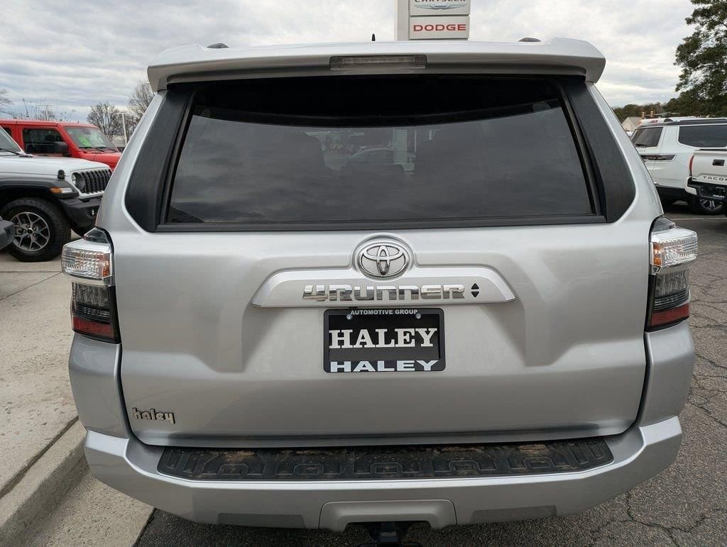 Used 2022 Toyota 4Runner SR5 Premium w/ Moonroof Package image 7