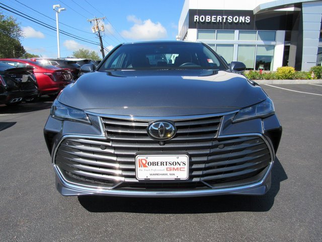 Used 2022 Toyota Avalon Limited image 4