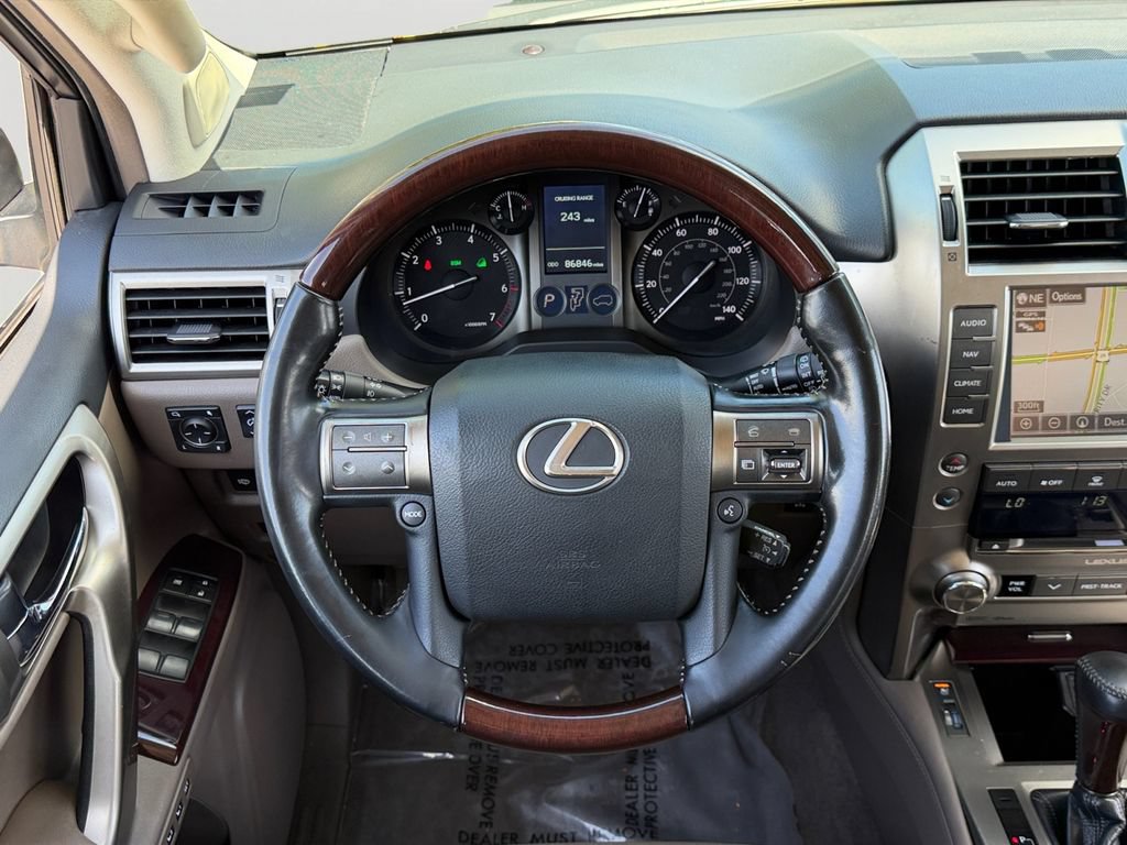 Used 2019 Lexus GX 460 Premium AWD/4WD image 17