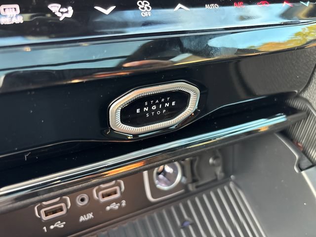 New 2026 Jeep Grand Cherokee Limited AWD/4WD image 18