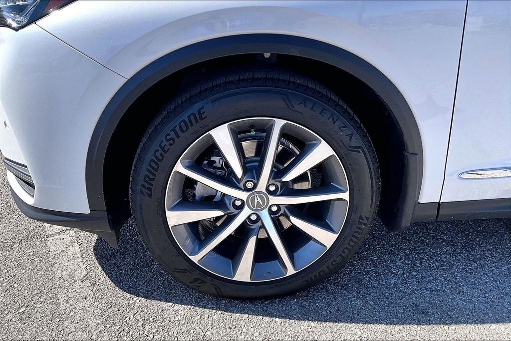 Certified 2025 Acura MDX w/ Technology Package image 12