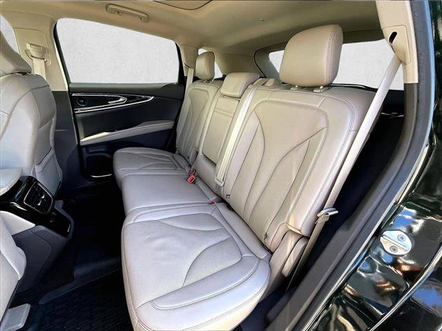 Used 2021 Lincoln Nautilus Reserve w/ Cargo Utility Package AWD/4WD image 28