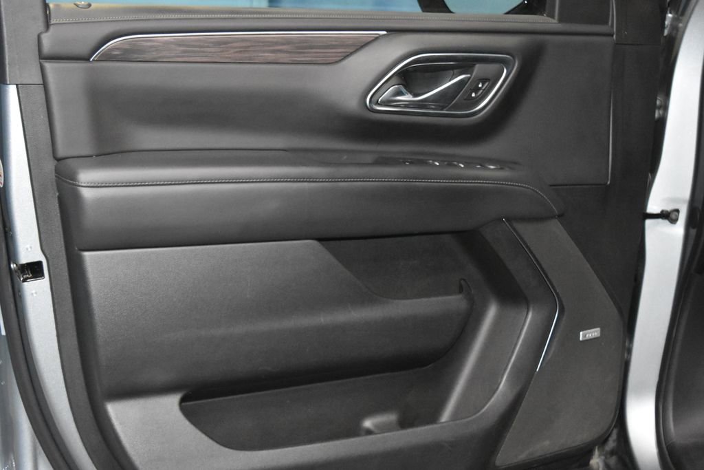 Used 2024 Chevrolet Tahoe LT AWD/4WD image 4