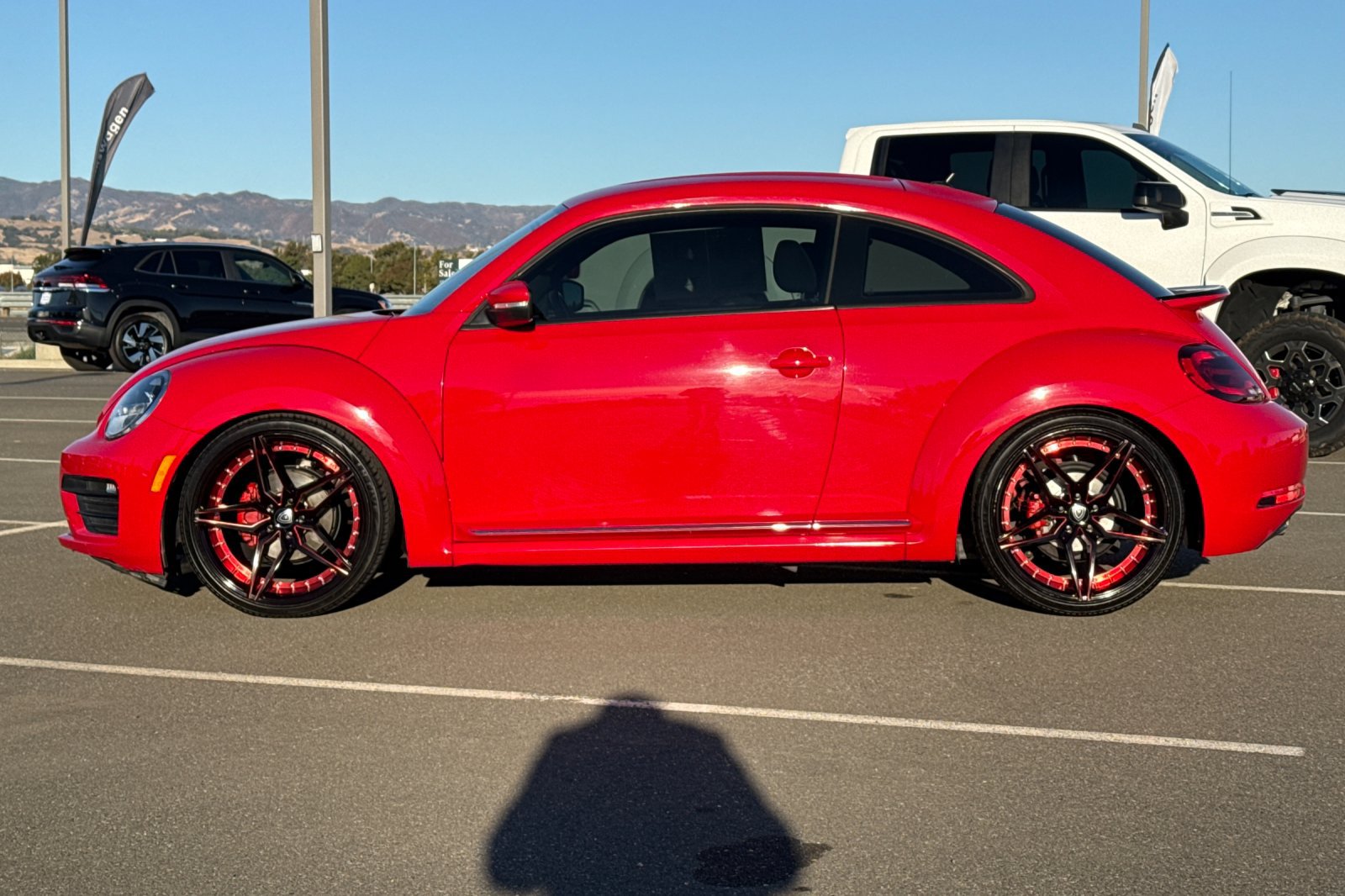 Used 2019 Volkswagen Beetle 2.0T S FWD image 7