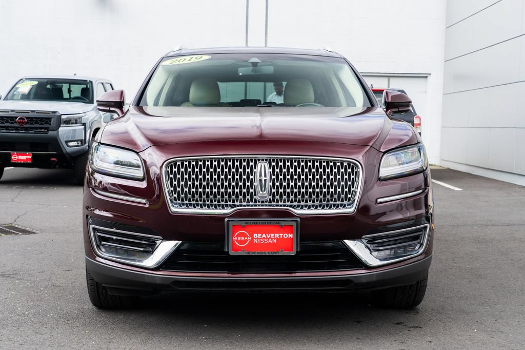 Used 2019 Lincoln Nautilus Reserve w/ Cargo Utility Package AWD/4WD image 2