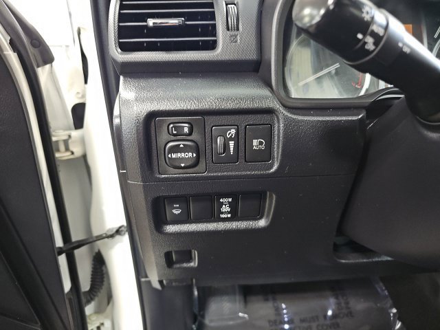 Used 2020 Toyota 4Runner Limited AWD/4WD image 18