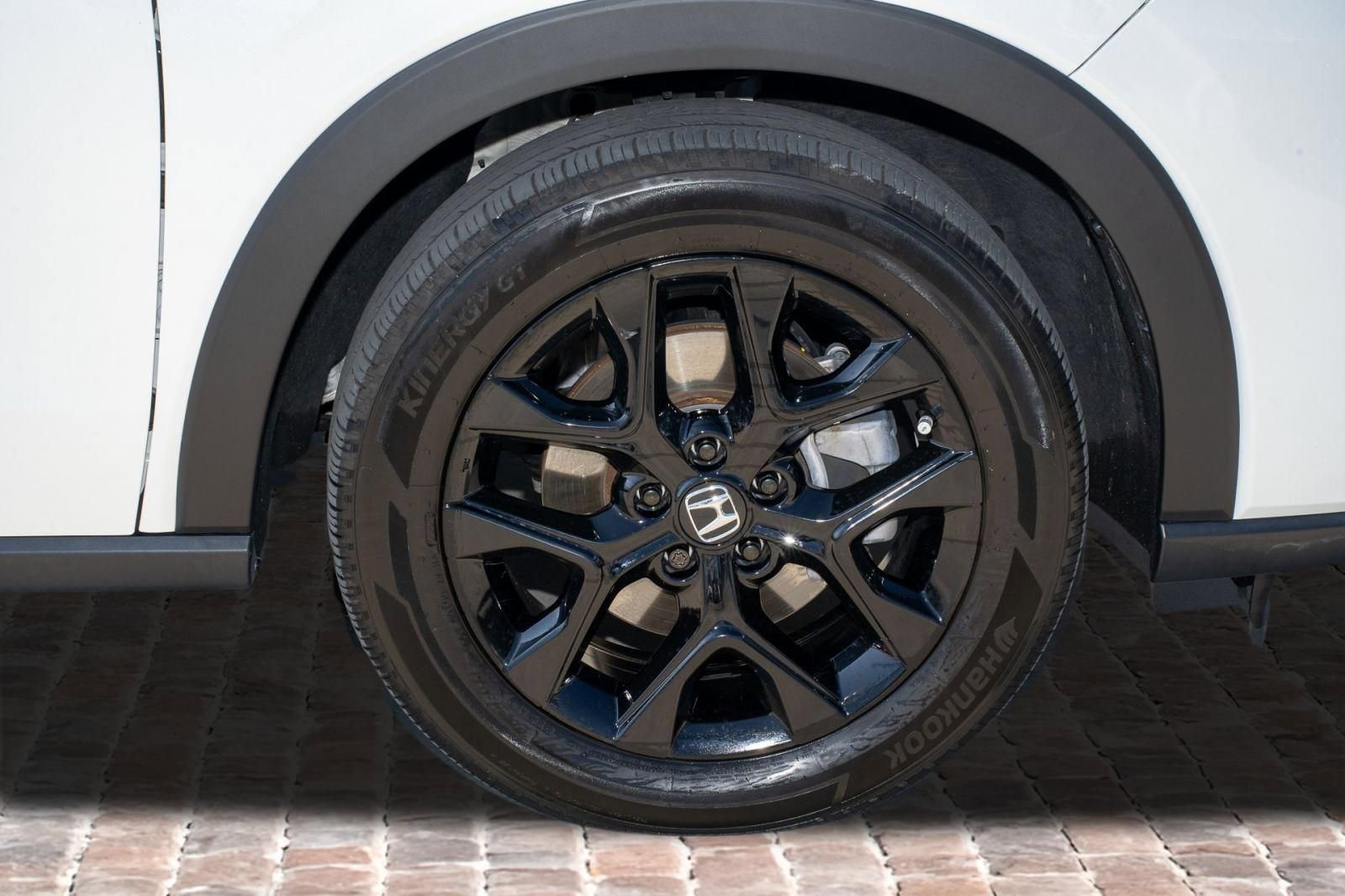 Certified 2024 Honda HR-V Sport image 41